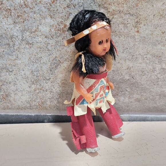 Vintage Native American Indian Doll Open Close Eyes - Picture 5 of 9